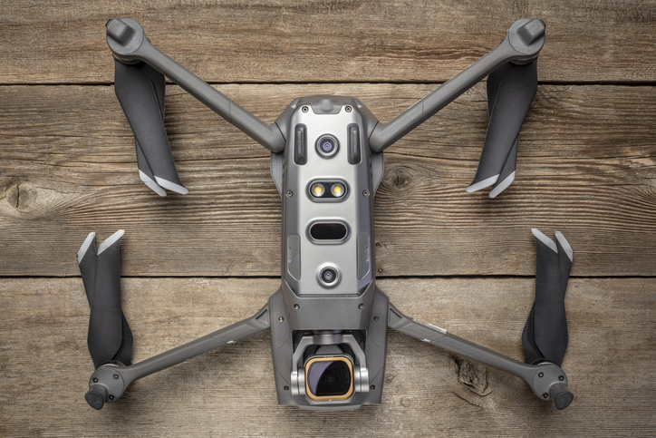 Alsó közelségérzékelő szenzorok egy DJI Mavic 2 Pro drónon Alsó közelségérzékelő szenzorok egy DJI Mavic 2 Pro drónon
